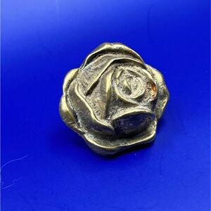 Elegant Vintage Goldtone Brass Rose Cabinet Doorknob Pull Dresser Pull